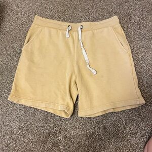 Aeropostale Men's Yellow Casual Shorts